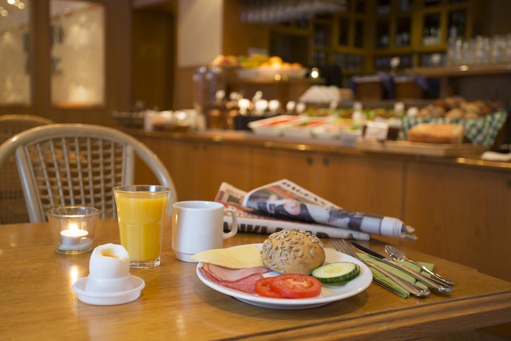 Crystal Plaza Hotel Стокхолм Екстериор снимка